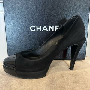 CHANEL heels Black Leather